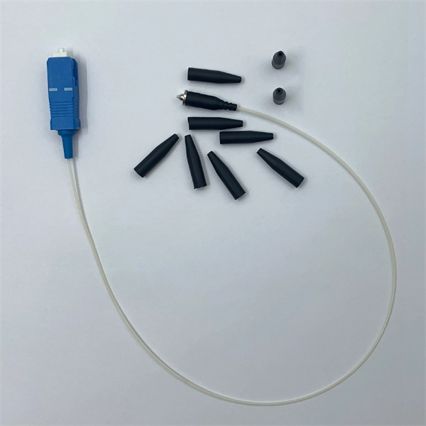 Broadband Fuse-Free Fiber Optic Connector