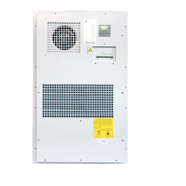 Cutting of electrical conduit in distribution box