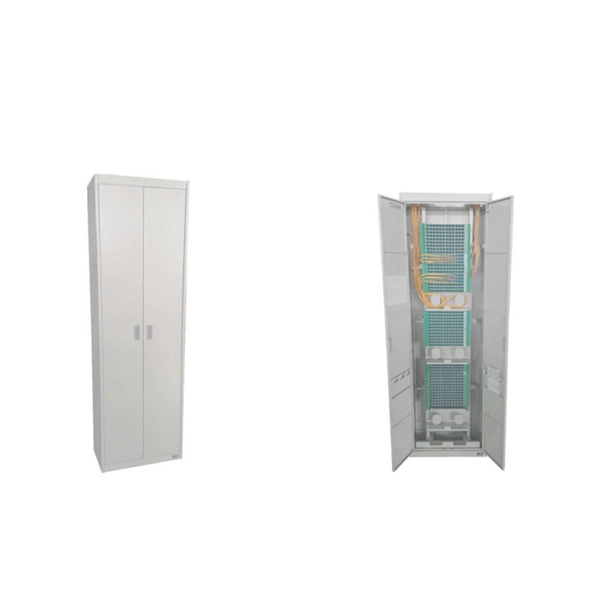 Temporary distribution box effectively grounded